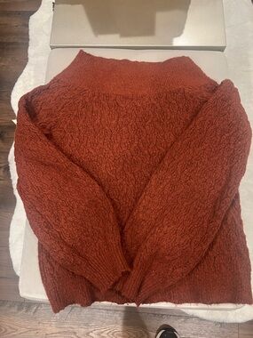 Cable Knit Turtleneck Sweater - Rust